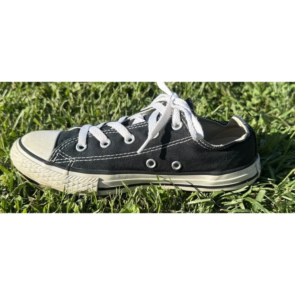 Converse All Star Shoes Kids Size 2 Black Canvas Low Top 3J235 Sneakers